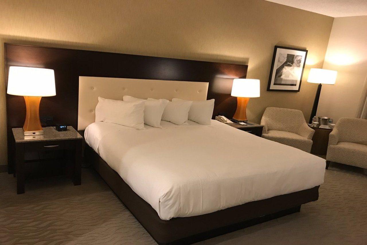 Hotel Hilton Oakland Airport Extérieur photo