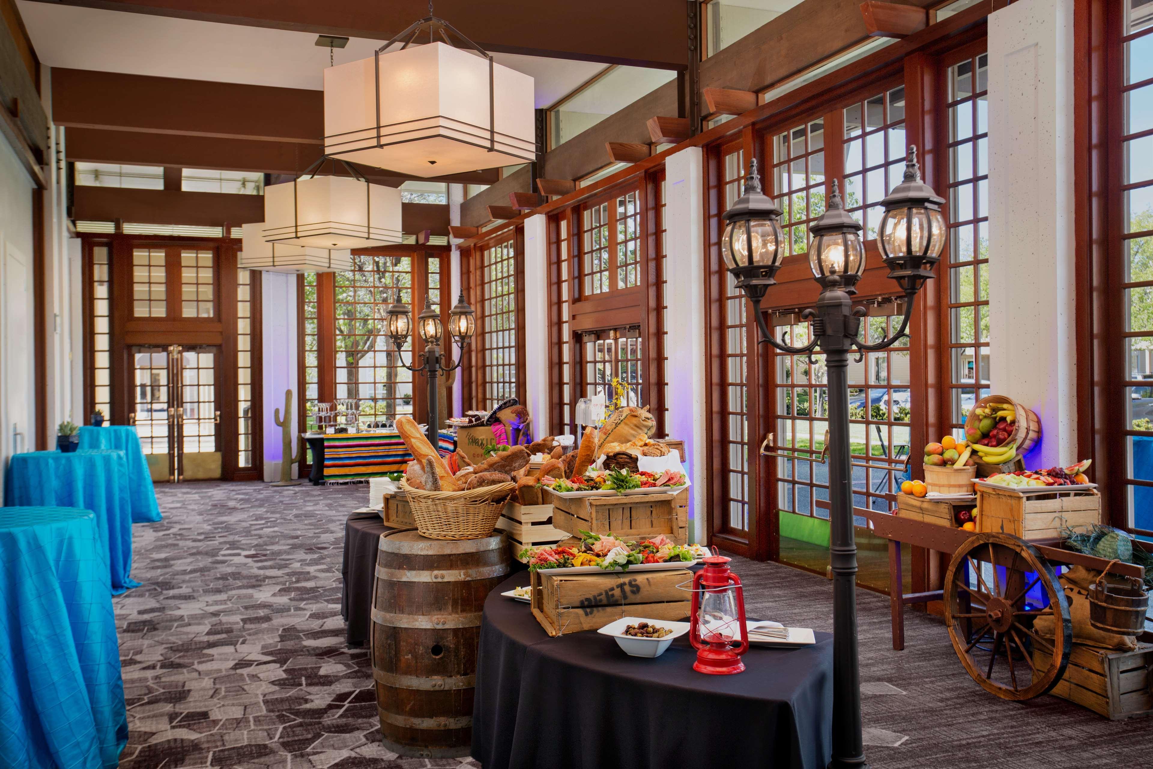 Hotel Hilton Oakland Airport Extérieur photo