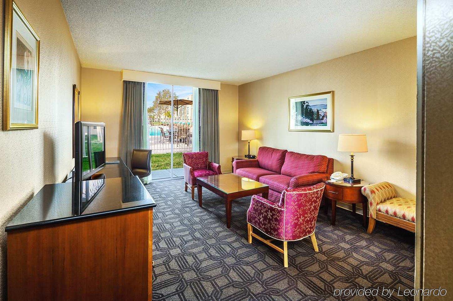 Hotel Hilton Oakland Airport Extérieur photo