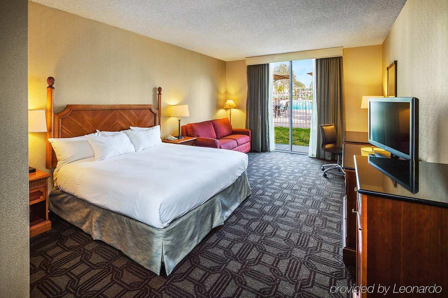 Hotel Hilton Oakland Airport Extérieur photo